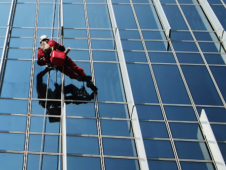 Rope Access Building Maintenance and window cleaning